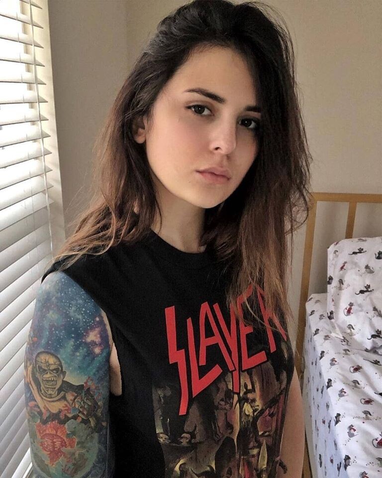 csargalagerock's tweet image. Va @elwarpig pido de q el amor apesta, apesta!!
 no es exclusiva d Charly Montana pero si de su época en vago, hay si se puede q suene. También apúntame como #ClienteSatisfecho con Slayer. #SalvameRadio #SalvationArmy🪖🫡 #ElMuroDelTaller.