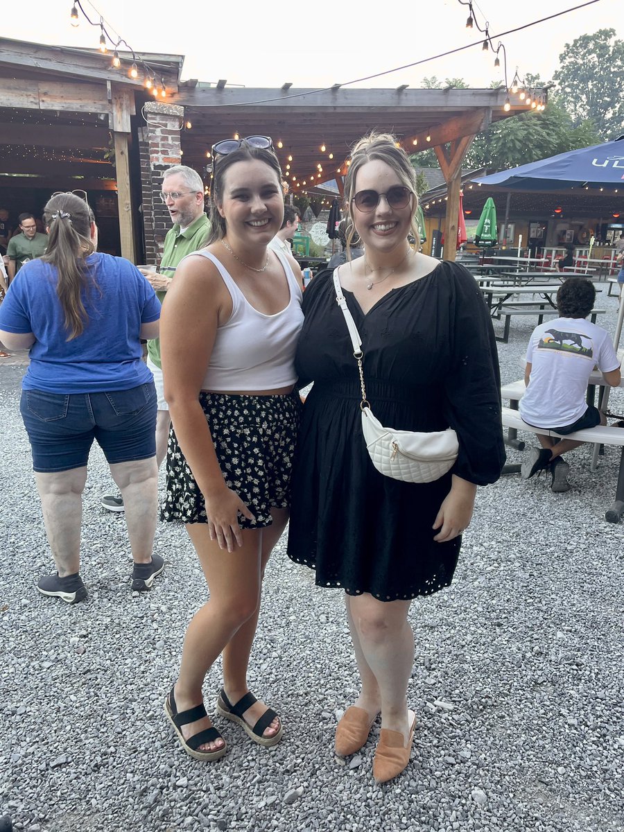 AcademicNoelle's tweet photo. So excited to finally say that I am pursuing a Master’s Degree in General Psychology at the University of Memphis. I will be working with @KuhlmannShelbi for the next two years. I can’t wait to join the world of Cognitive Psychology and see everything it has to offer! https://t.co/37IfT6LEu0