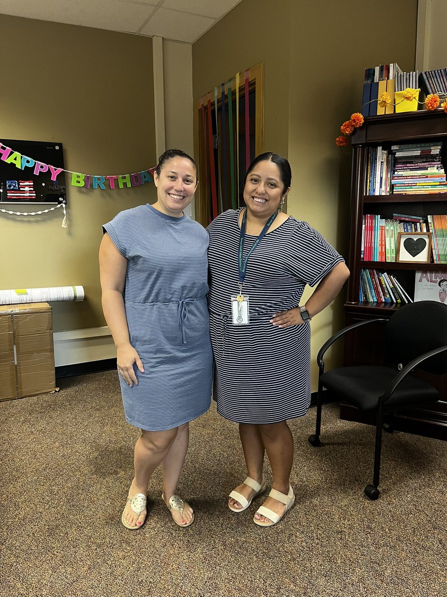Twinning with the best of them! <a href="/samshuman24/">Samantha Shuman</a> we’ve been trying to create this accidentally twinning since last year. We finally got it right. #twins #happyaccident
