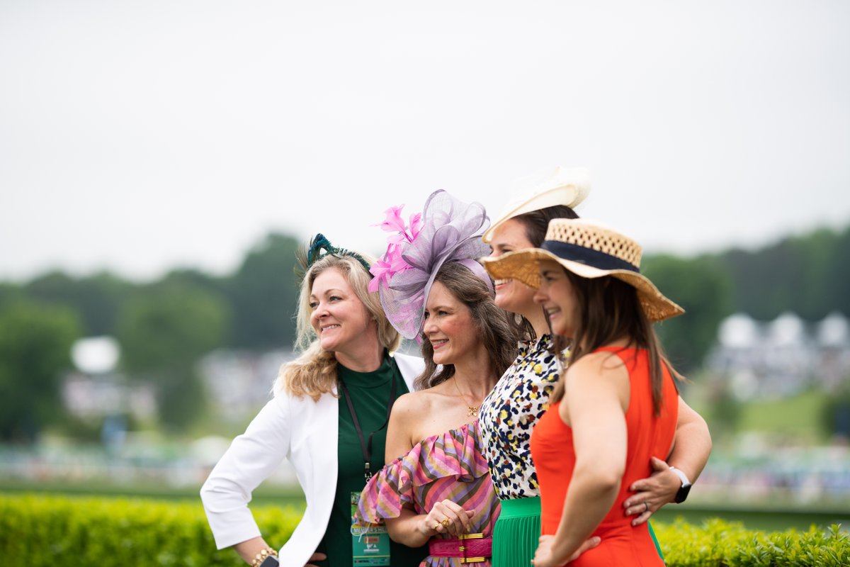 Time for a poll: for your tailgating crew, is the Queen's Cup a day for the girls / guys, or is it more of a family affair? Comment below with how you prefer to spend your race day 👇