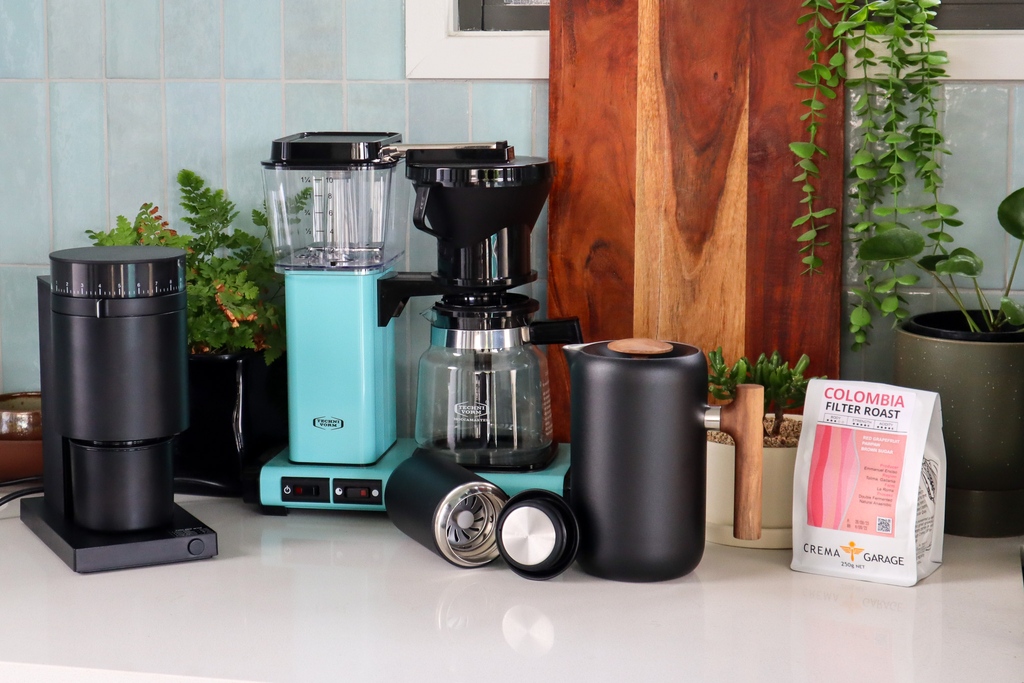 #cremacoffeegarage #cremalife