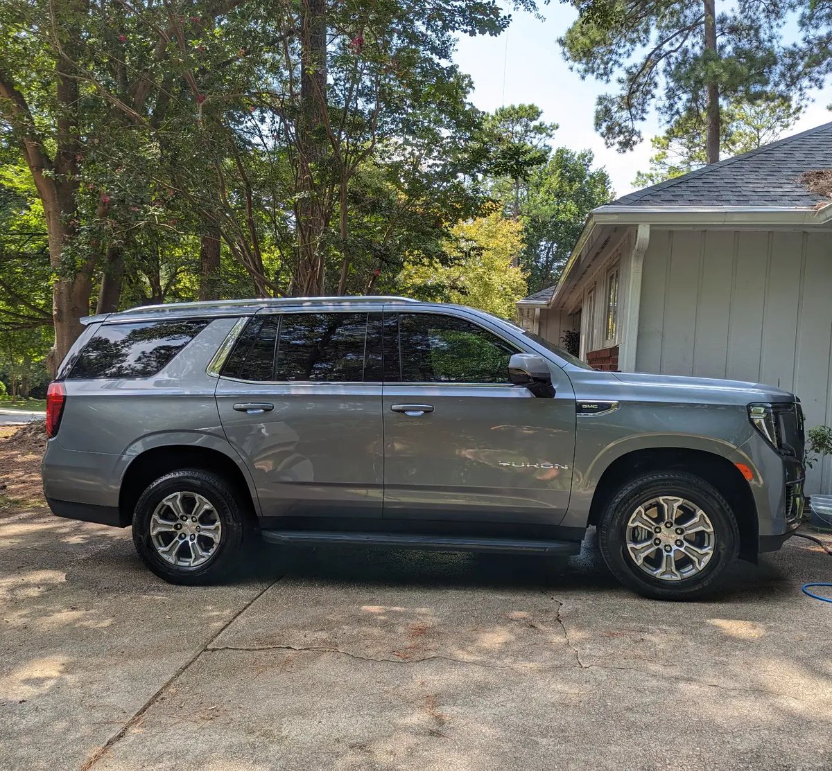 BarnesDetail's tweet photo. The music is for the Gran Turismo movie,  it's really good.

#Detailing #autodetailing #detailingaddicts #Raleigh #RaleighNC #Raleighdetailing #detailingRaleigh #wakecounty #gmcyukon #yukon #gmc #granturismo https://t.co/r7Rvg4IZL0