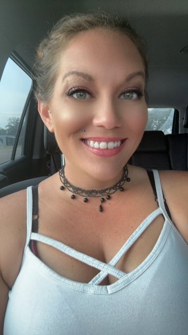 Drama Belle’s pics and videos