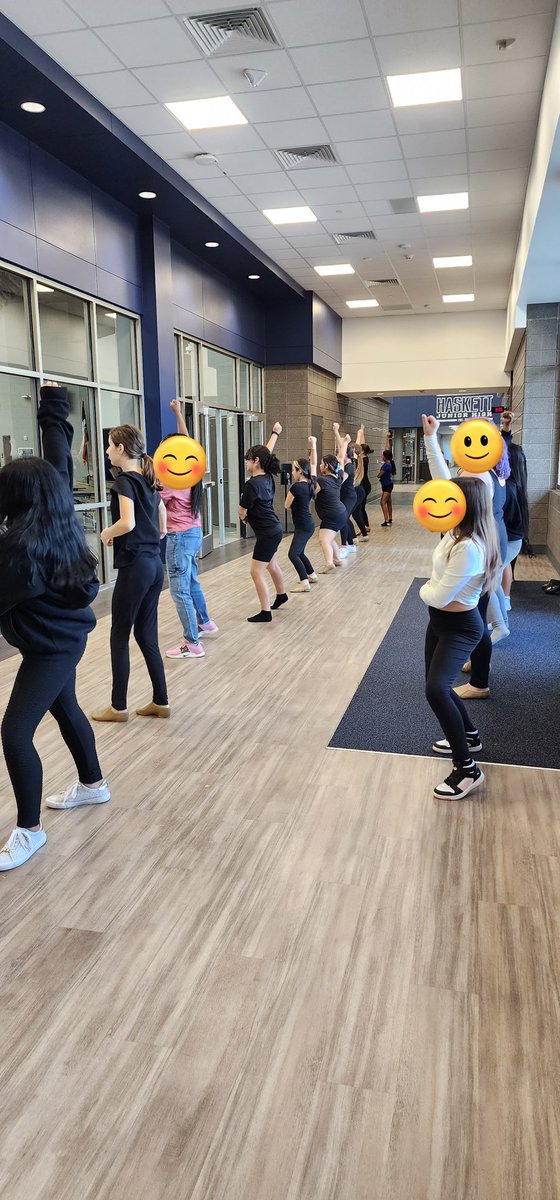 We have begun cleaning Fight Song! We have been working hard practicing implementing kinesthetic and spatial awareness. So proud of these ladies in the few days we've been on this! <a href="/HaskettJH/">Haskett Junior High</a> <a href="/_MrsOwens/">Alyssa Owens</a> <a href="/BYoungHJH/">Brent Youngblood</a> #wearehaskett