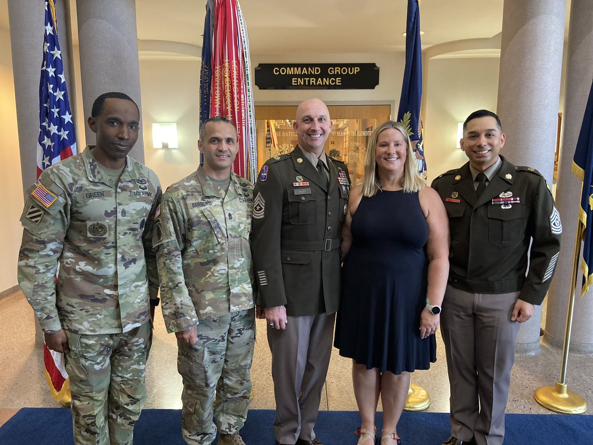 Congrats to the newest Sergeant Major of the Chemical Corps! SGM Riley serves as the Senior Enlisted Advisor of the @usacbrnschool Personnel Development Office and we are lucky to have him. <a href="/Tungsten_33/">W</a> #dragonsoldiers #cbrnwarriors #BeAllYouCanBe