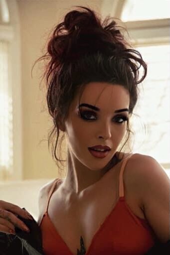 Hello! I&rsquo;m in Tampa, Florida and looking to work with/ collab with new people!! Contact me or comment<a href="/tag/tampafl"class="tags"><span>#tampafl</span></a><a href="/tag/floridamodels"class="tags"><span>#floridamodels</span></a><a href="/tag/floridamodel"class="tags"><span>#floridamodel</span></a><a href="/tag/natalieheartxxx"class="tags"><span>#natalieheartxxx</span></a>