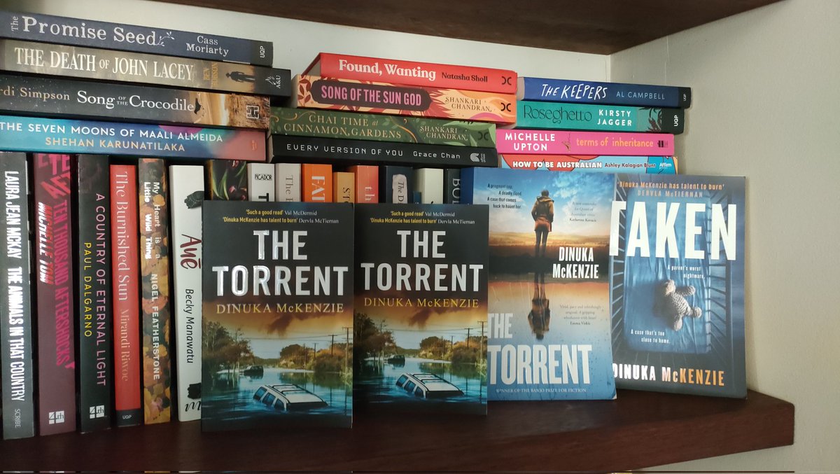 The relos from the UK are here! My very own copies of the UK version of THE TORRENT!! 🌊😱❤️ I love it!! Thank you @CaneloCrime!🙏🙏 UK readers - this beauty is heading your way on 28 Sept ❤️ 👉 Pre-order: geni.us/TheTorrent 👉 Netgalley: netgal.ly/wChH3Q @canelo_co