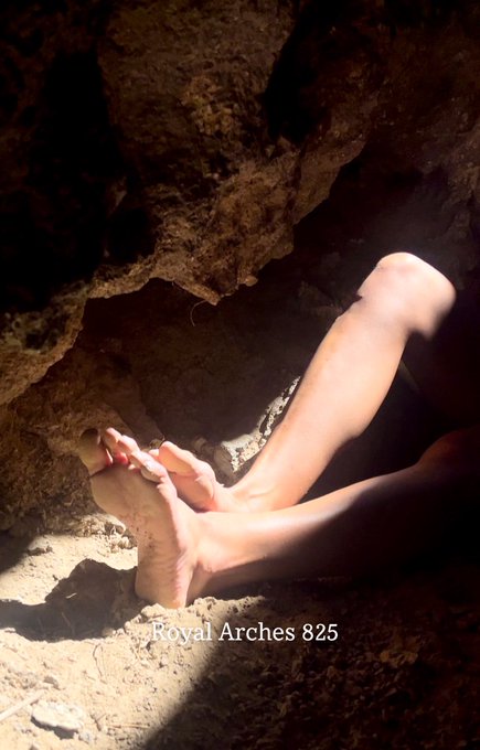 Watch ✨Goddess Calixta ✨'s leaked NSFW photo on TwXstars