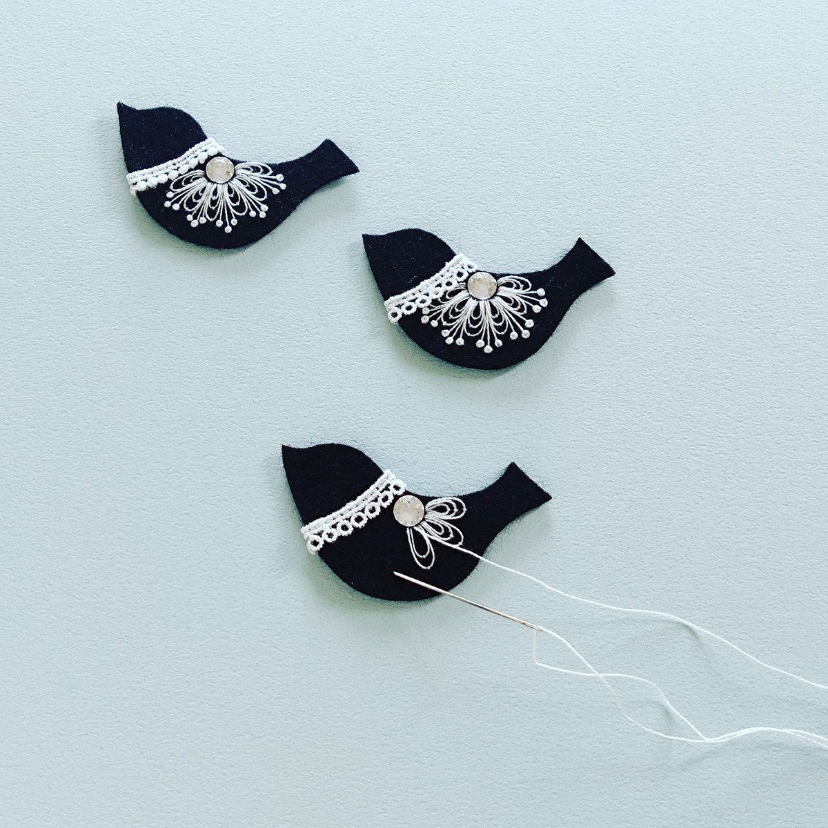 timpanimk's tweet photo. ちまちまと刺繍を… https://t.co/V9s6vvlli7