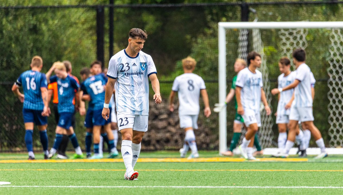 peytonmck's tweet photo. A little rain and seven cards led to a 0-0 finish for the Bobcats against @rhodymsoc.

@QU_MSOC 

📸 for @QUChronicle | @QUChronSports https://t.co/HWONPjWzox