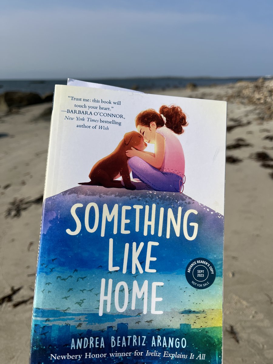 DrLMaucione's tweet image. Something Like Home by Andrea Beatriz Arango is a touching and beautiful #mg novel written in verse about the meaning of family and home and also friendship. @randomhousekids #bookaday #bookexcursion