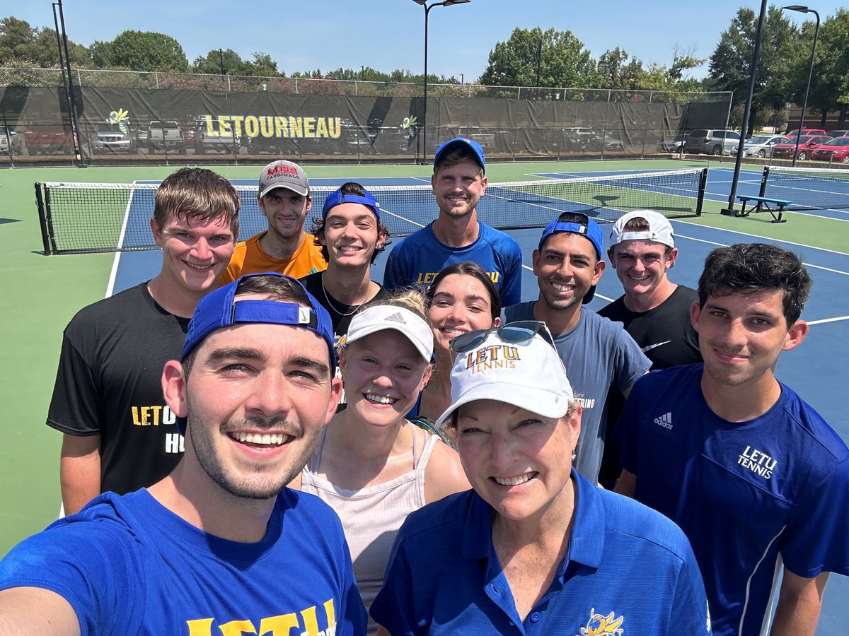 LETU Tennis tweet media