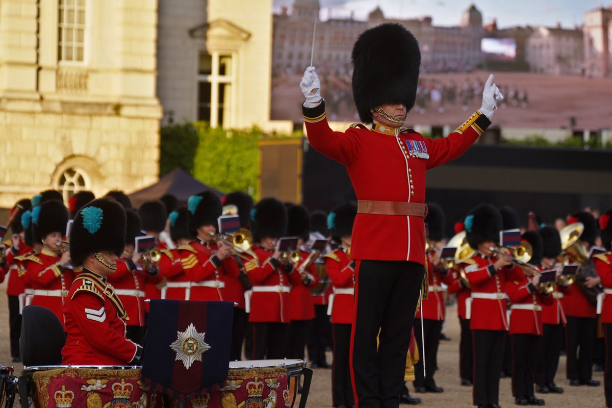 Well done to all GCSE students for their results yesterday! If you are consider a musical path, get in touch with us! Upon completion of training, you’ll receive £27k and get to travel the world to perform at prestigious events. Linktr.ee/britisharmymus… #BritishArmyMusic #GCSE