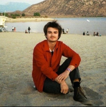 BBonyt's tweet photo. My two boo boo bears Steve Harrington and Joe keery is trending on twitter again 😍😍🥰🥰 https://t.co/mtY31XTZlG