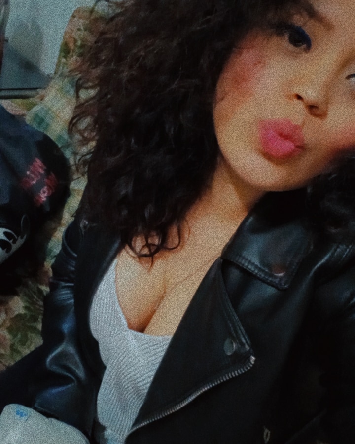 OrgasmikLove's tweet photo. Alguien que se anime a cogerme❔️😈 Soy bonita https://t.co/XPZgtcg0JI