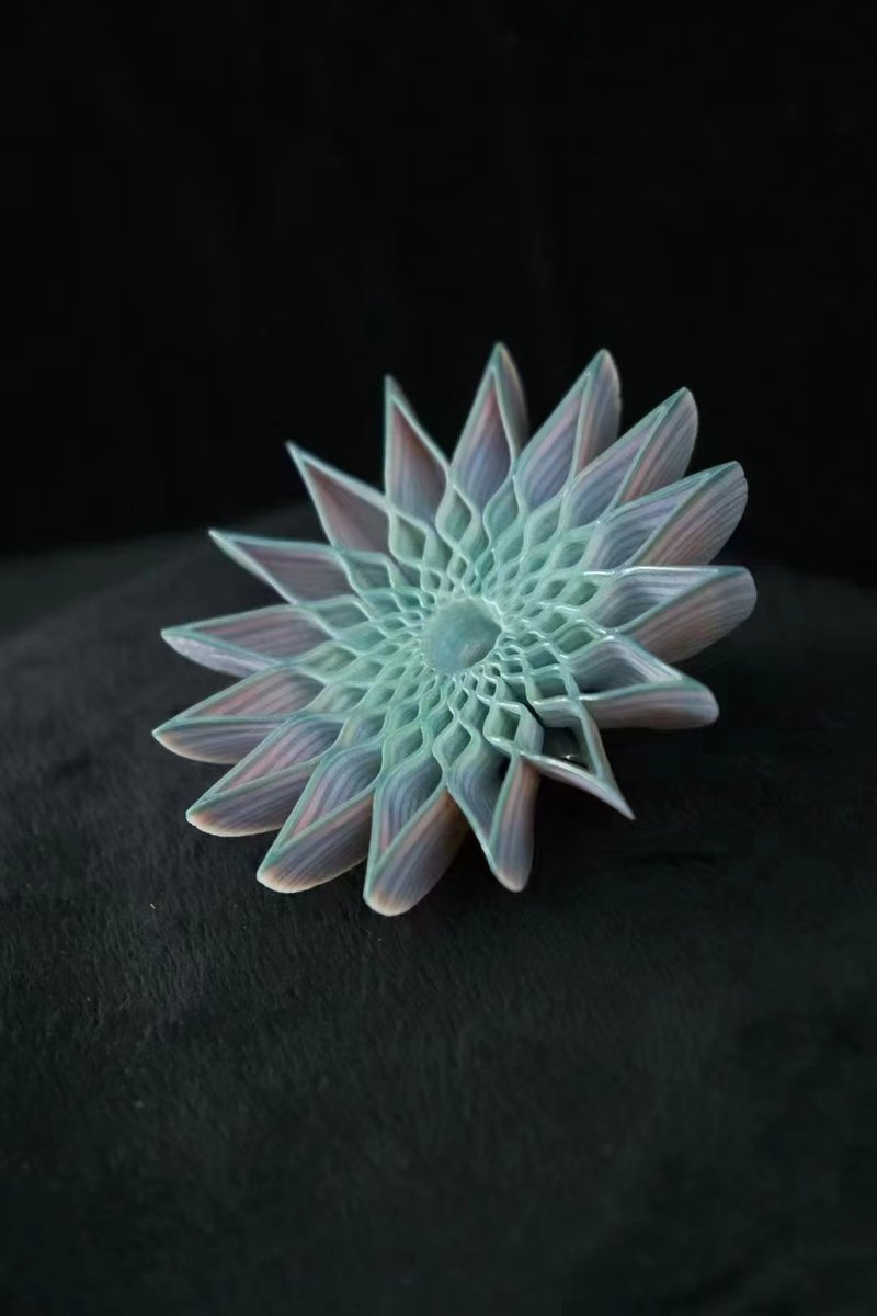 VisualArtsMerc1's tweet photo. 🌸🌺 A 3D Printed Floral Extravaganza! 🌼🌷
#3DFloralSpectacle #ArtfulInnovation #NatureInColor
#windowdisplay #visualdisplay #visual #customdisplay #visualmerchanding #fiberglassstool #brand #art #eventdecoration #fashion #visualmerchandiser #manufacturer #brandwindow https://t.co/xSN4vCbcuN