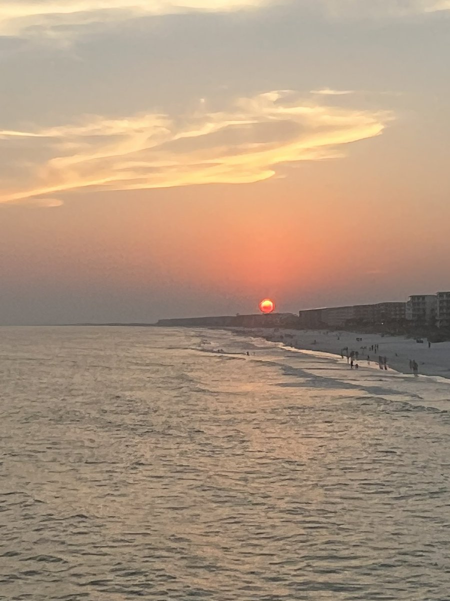 Alexis_Lee22's tweet photo. this world is so beautiful https://t.co/PD5aciVFV9