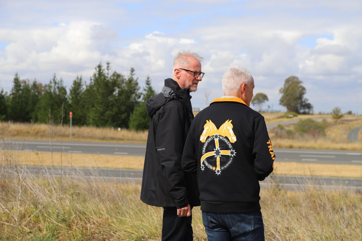 Great to join the <a href="/TWUAus/">TWU Australia</a> and <a href="/TWUNSW/">TWU NSW</a> teams to tour the Western Sydney Airport. 

Throughout construction and once operational, this airport will create thousands of good union jobs.
