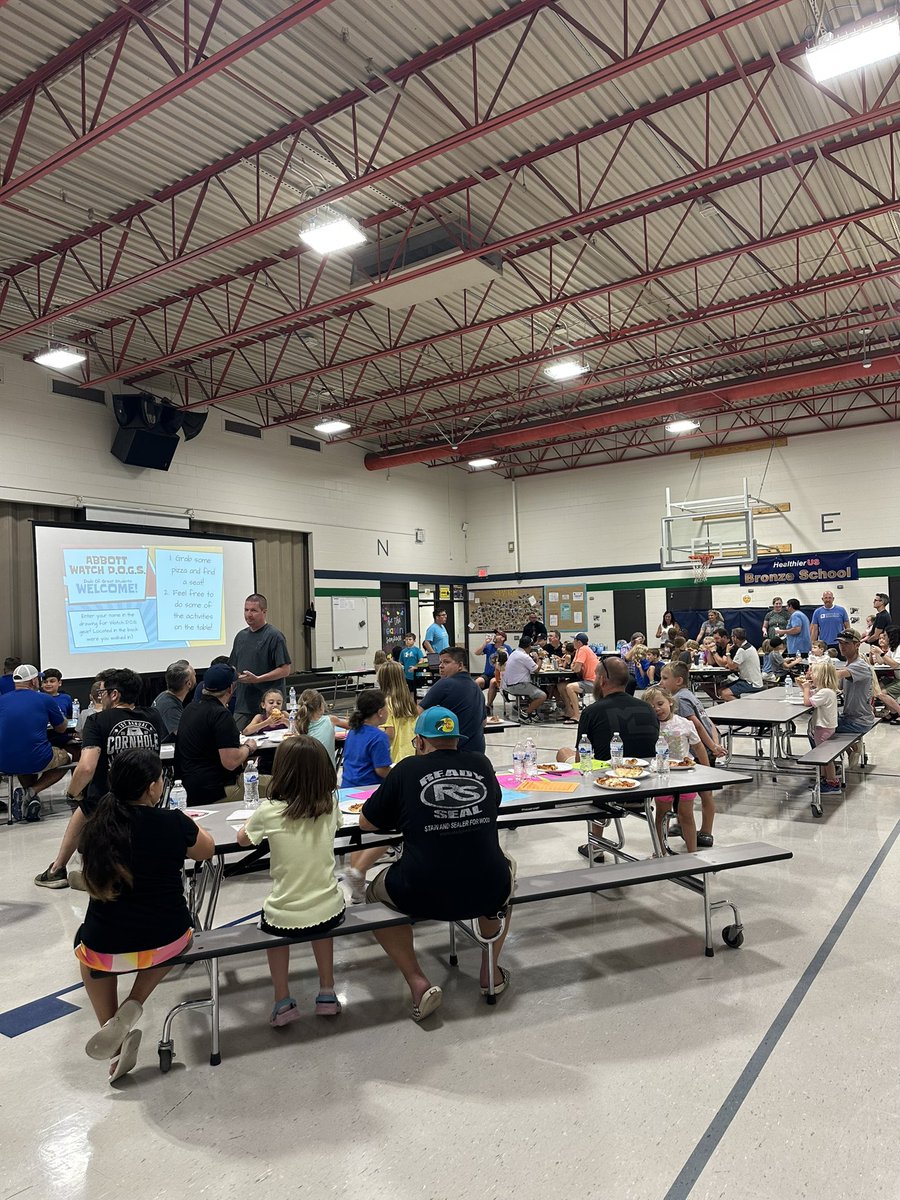 Mrs. Monica Meusch tweet media