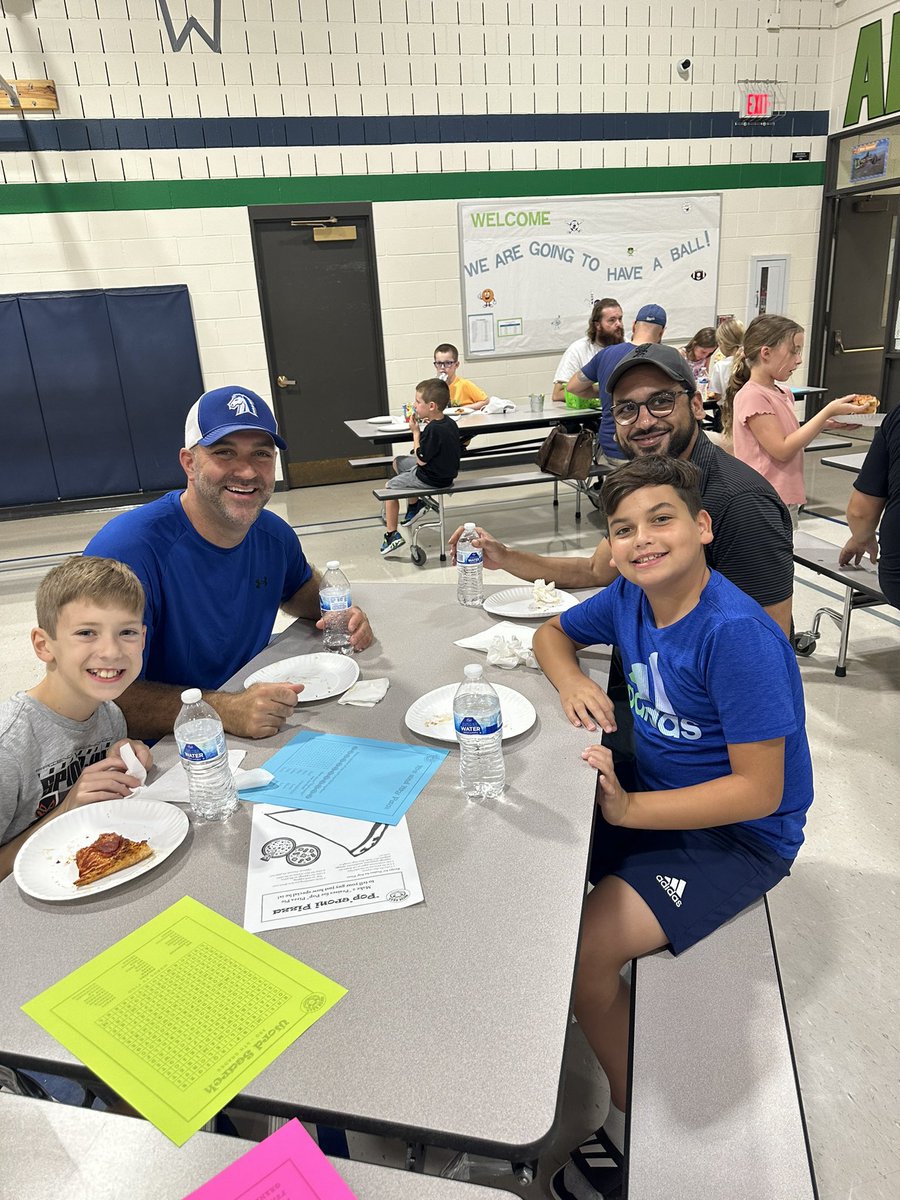 Mrs. Monica Meusch tweet media