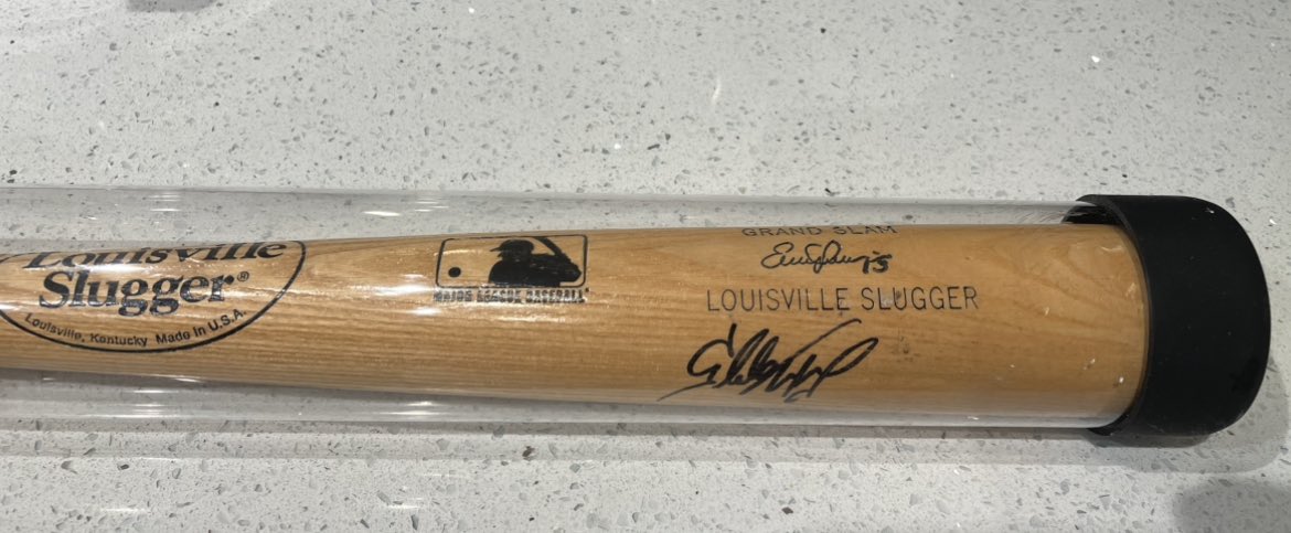 CaseyJ_516's tweet photo. ‼️QUICK METS Game Giveaway Time‼️

If Brandon Nimmo hits a HR on 
Friday 8/25- one lucky follower will win a STARLING MARTE signed BAT 🔥

To enter:
1-Follow me
2-Follow @shea_Hello 
3-Retweet 
4-Tag one friend

Closes at 6:30pm ET, on Fri, 8/25🔷🔶

Good Luck! #LGM https://t.co/Zxsiv5uEqP