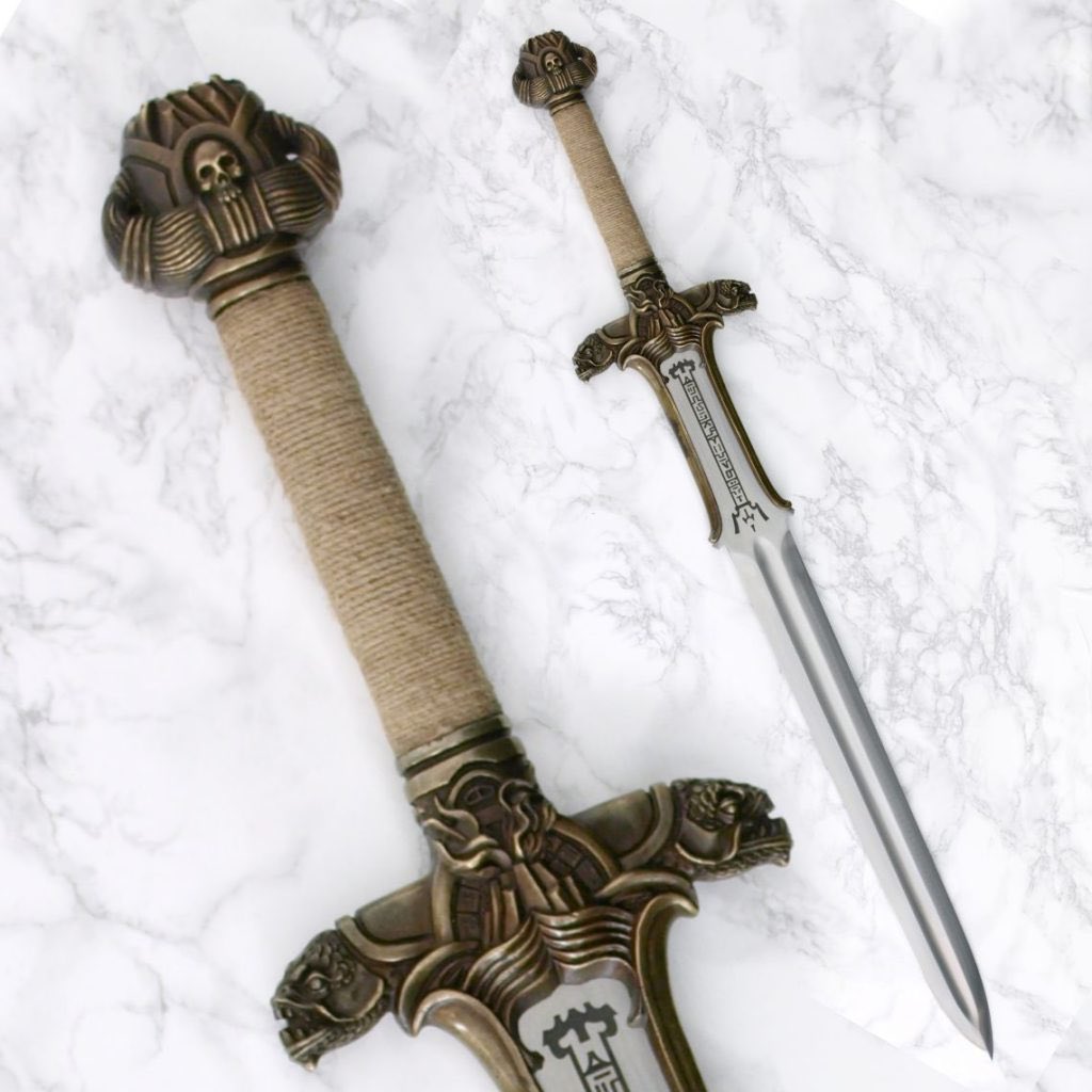 thedude2369's tweet photo. @AndyBenditt @Spynosaur great live stream today for @ConanExiles #AoWchapter2! Please make the Atlantean Sword and/or Conan’s father’s sword available again in the Bazaar! It’s been 5 years since original release so the preorder bonus shouldn’t be limited anymore 😉 https://t.co/mdCmh55sty