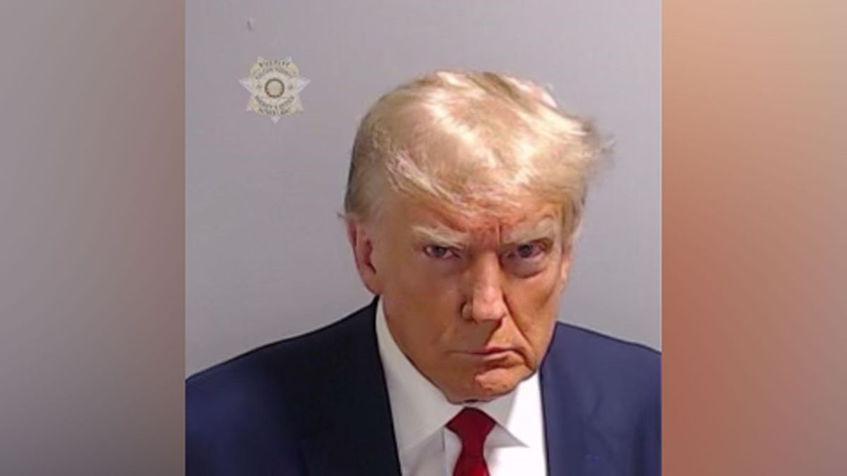 Mugshot released: Former President Donald Trump faces 13 charges in Georgia, where he is accused of scheming to overturn 2020 presidential election results. bit.ly/44qS92O