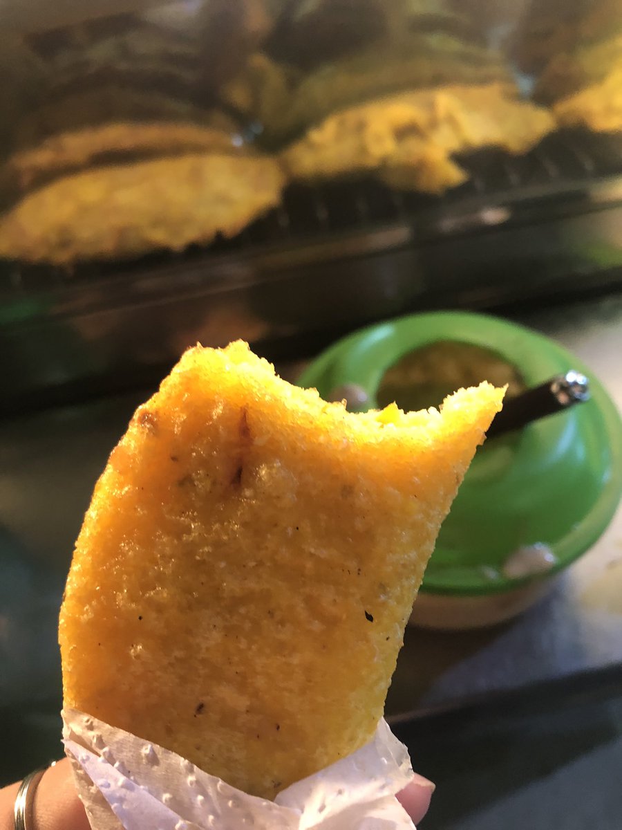 liljordaniela's tweet photo. fritolover y amante de la empanada de pollo con suerito https://t.co/gWwvZ1gwDs