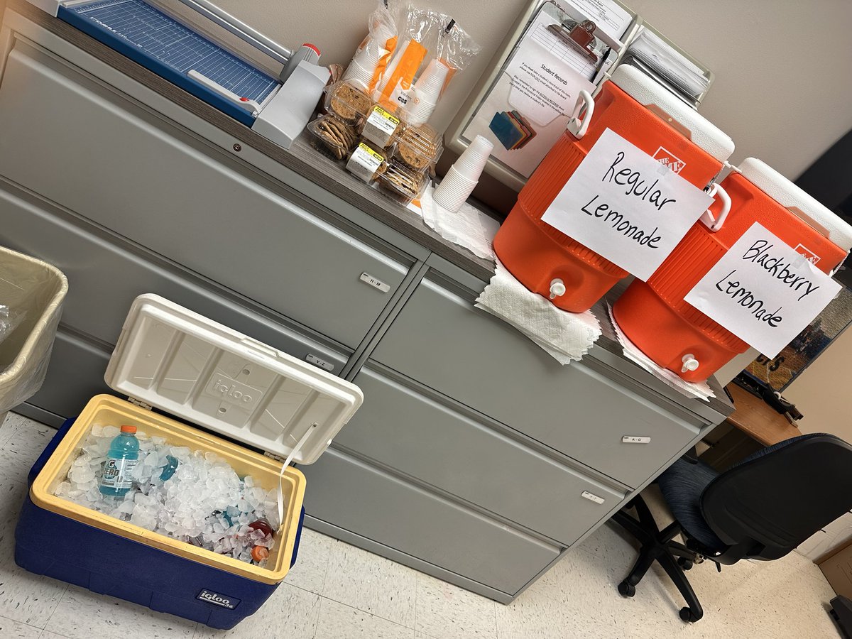 When you have one of the hardest working staff in special education who are dedicated to ensuring that our students are safe and cool during an “extreme” heat advisory over two days, you make sure they stay hydrated!! #thelittlethings <a href="/MinerSchool/">Miner School</a> <a href="/NSSEO_org/">NSSEO</a>