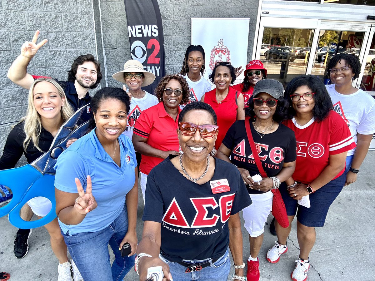 DSTGreensboro's tweet photo. GAC SEEs the Vision with WFMY News 2 &amp; Guilford Education Alliance: providing service that engages and inspires at the annual Tools for School drive.
#ToolsForSchools #SchoolSupplyDrive #BackToSchool #GACDST #wfmynews2 #guilfordeducationalliance https://t.co/J77fzoDzma