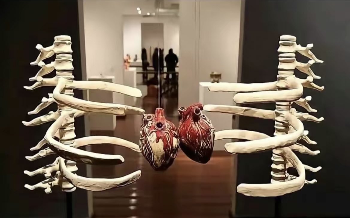 “it’s just a hug”
the anatomy of hug: