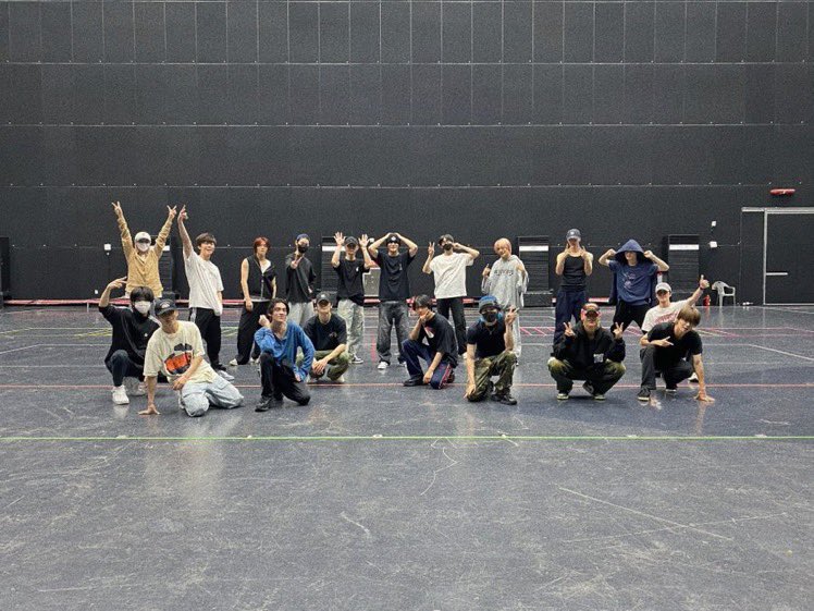 Another practice photo for the NCT Nation! Are you ready? Who's excited? Keep the excitement up and we'll see you all very soon, okay?