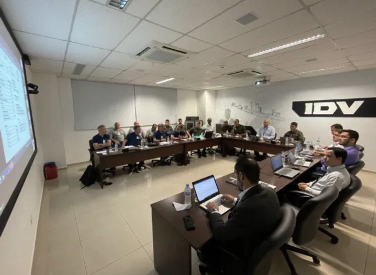 PucaraDefensa's tweet photo. El @exercitooficial con el proyecto del #Guaraní #Antiaereo
@ABIMDE_ @DefesaGovBr @ivecobrasil #CACTTIV #COMFIREMIV #vbc #vbr #blindado #ifv #exercito
https://t.co/6eL4CpQbr5 https://t.co/tx3C7Tz7mZ