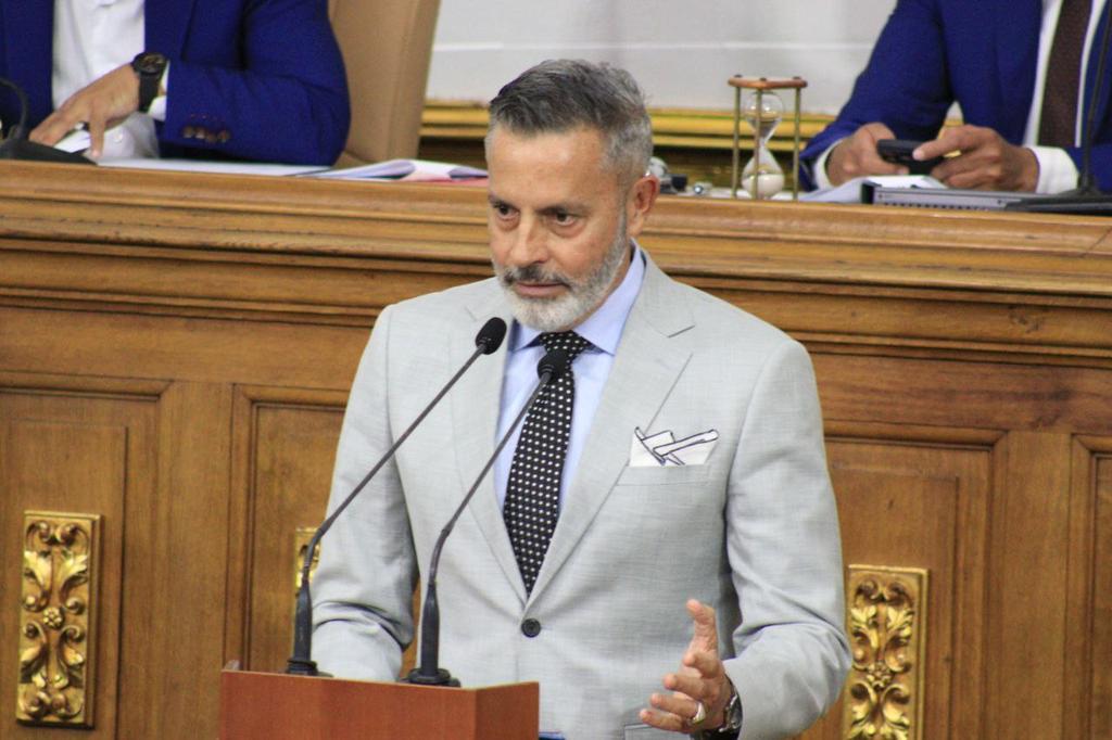 JulianaRuizCBB's tweet photo. Hoy! Nuestra @asamblea_ven 🏛️ en Sesión Permanente, aprobamos por Mayoría Calificada la designación de los Rectores Principales del Consejo Nacional Electoral @cneesvenezuela para el periodo 2023-2030

#VenezuelaEsPaz https://t.co/mDfmJEjfNz