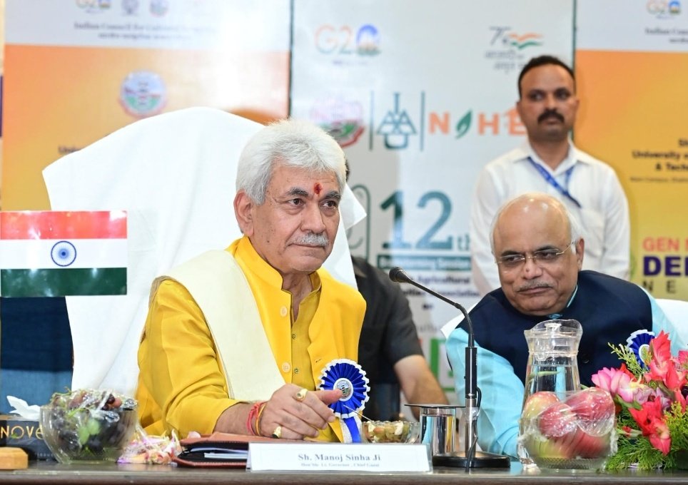 From new highways, rural roads to agriculture &amp; industry 4.0 technology we are witnessing the beginning of a qualitative change and tremendous growth in every sector: LG Shri  <a href="/manojsinha_/">Manoj Sinha</a> ji
<a href="/OfficeOfLGJandK/">Office of LG J&K</a>