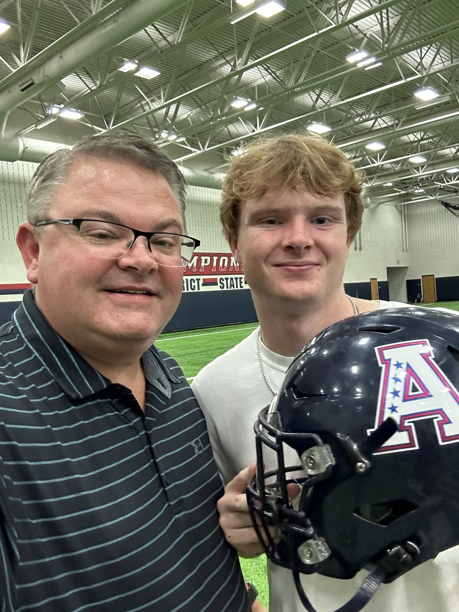 Dads and decals. @BradyLamb34 @alleneaglesfb @CoachLWig #BTB #WeWillWin