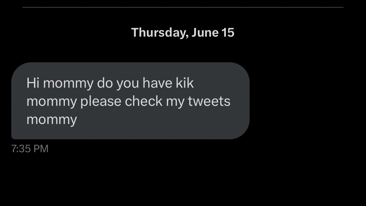 SheHerGod's tweet photo. Maybe try sending my tribute next time loser 😂 https://t.co/LGgroB3mMu