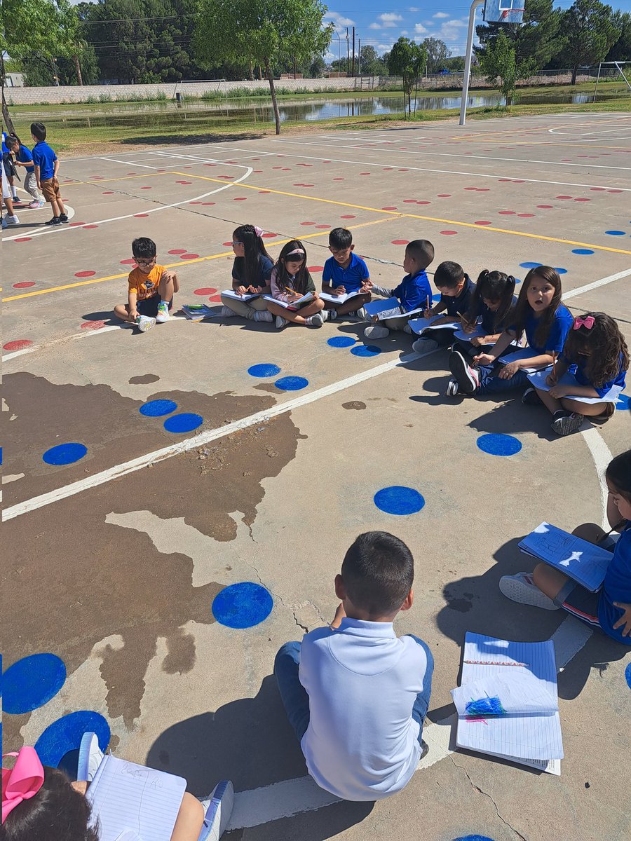 Evangelina Barron (@ebarron_res) on Twitter photo Kinder Roadrunners learning about melting. ๐ง๐ง Little scientist in action! ๐ฉ๐ปโ๐ฌ๐จ๐ปโ๐ฌ <a href="/RobertRRojas_ES/">Jennifer Marquez</a> Kinder Roadrunners learning about melting. ๐ง๐ง Little scientist in action! ๐ฉ๐ปโ๐ฌ๐จ๐ปโ๐ฌ <a href="/RobertRRojas_ES/">Jennifer Marquez</a>