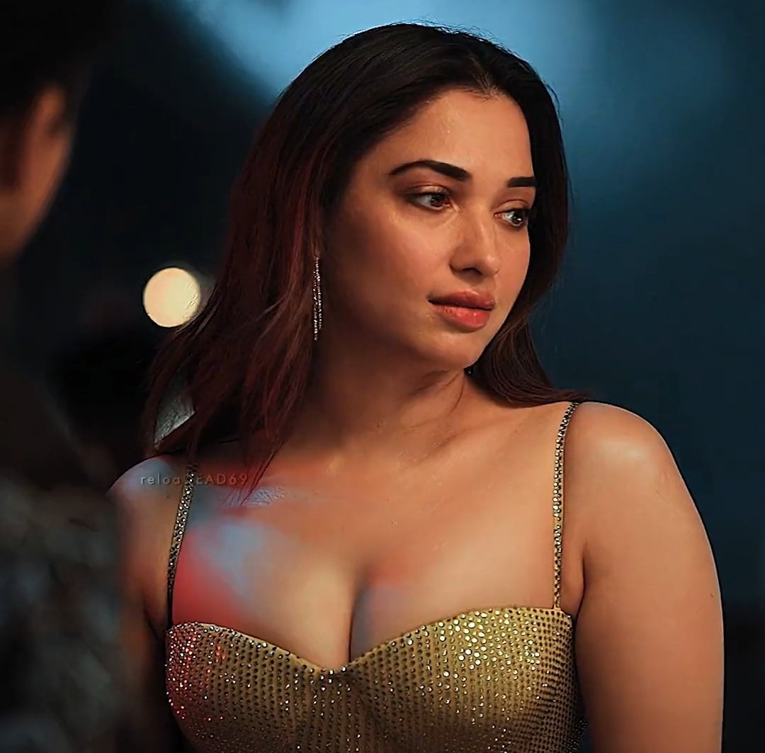 Actress Glamspot✨ on X: Tamannaah bhatia putting in all efforts ! You see  🤤🔥🍼🥵 t.coTuUgl4ILsJ  X