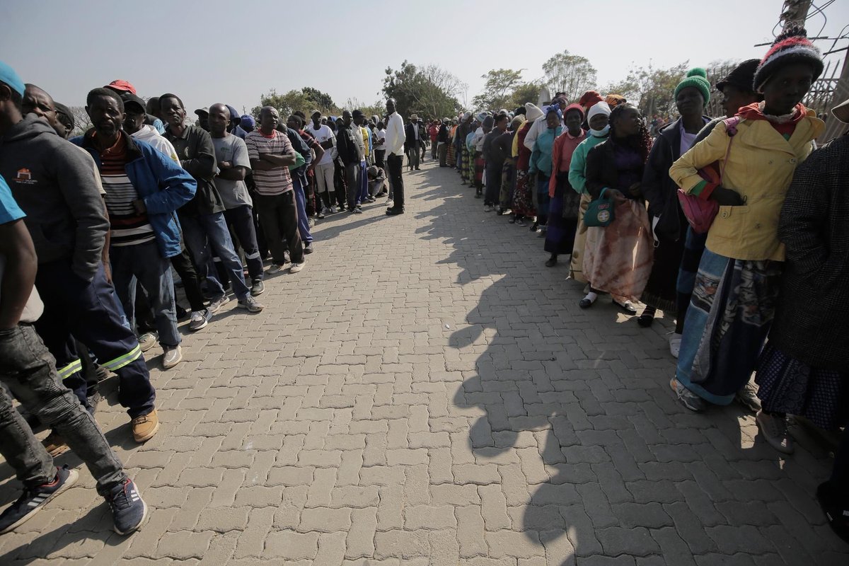 DandaroOnline's tweet photo. This Must Pay OFF , We cannot screw the easiest Chance we Got!!!!!!
#ElectionsZW #dandaro #ZimbabweElections2023 https://t.co/bKuAKDtUzH