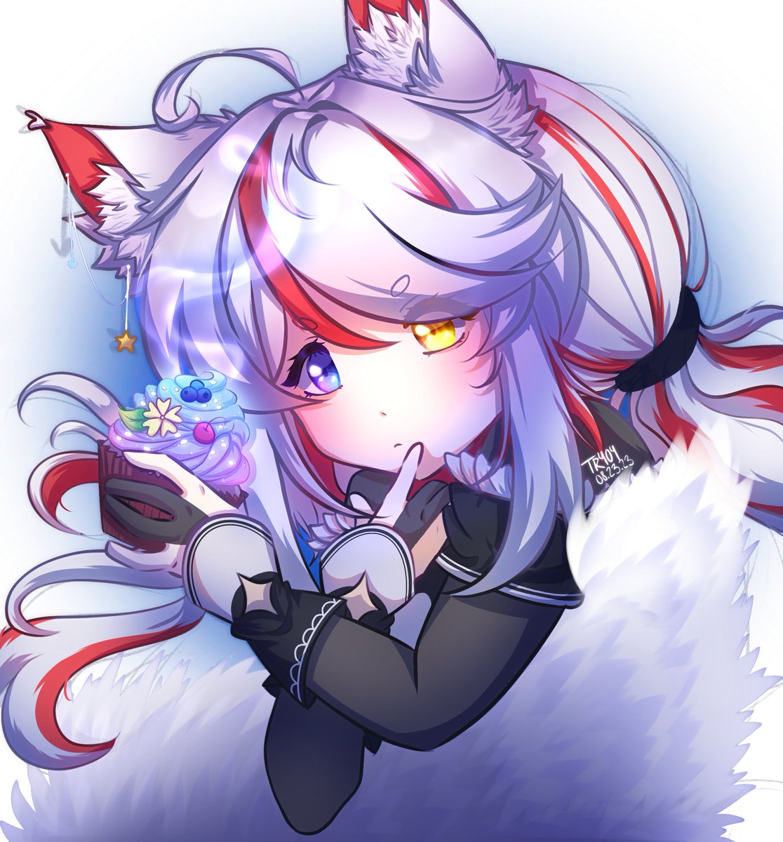 ExphinaVT's tweet photo. The last cupcake out of the batch... hmm care for a bite? OwO 

#Vtuber #VtuberUprsing #VtubersEN https://t.co/HlEwuVglbu
