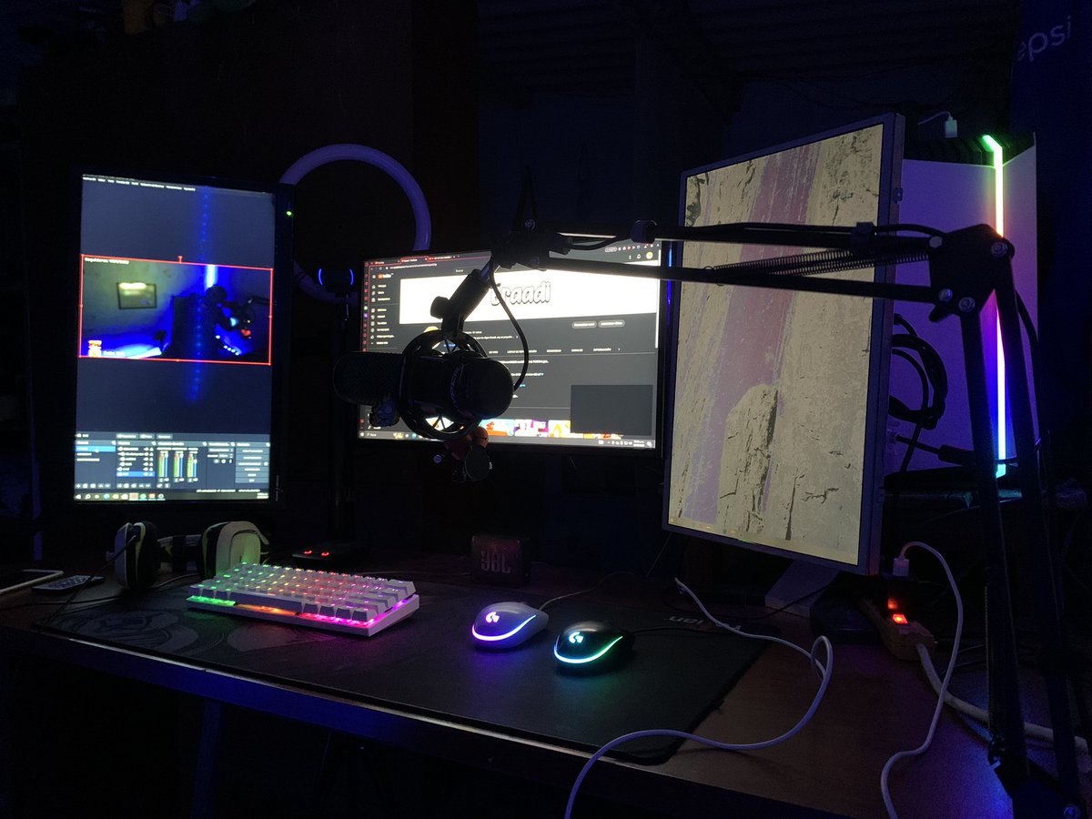 Les prometo que me eh sentido inspirado, y estoy preparando y reajustando hasta que me guste y me sienta agusto de como va quedando, calidad y demás estaré regresando.❤️