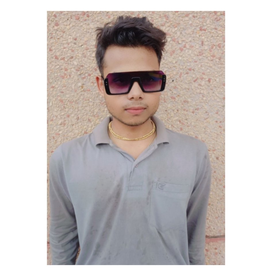 DhaneshwarDutt's tweet photo. 💛🕶️ https://t.co/NnBYMbVT1Y