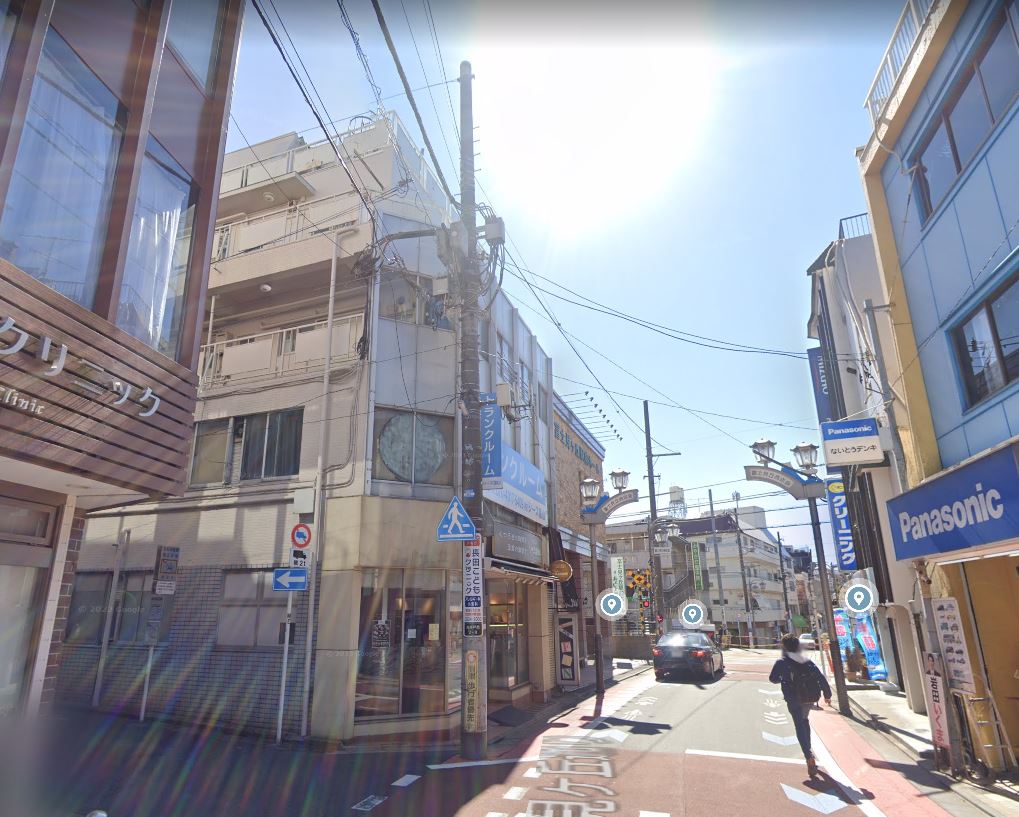 itayakanoya's tweet photo. ★★★店舗物件★★★ 
富士見ヶ丘でカフェ���抜き物件が出ました。 
1階33坪で賃料は60万円、造作譲渡費は相談です。
杉並区高井戸西2丁目　
物件番号 230120-61
https://t.co/KJE8j6A9er
新規店舗出店、造作譲渡・店舗売却は相談ください。
無料会員募集。03-3518-9545
https://t.co/5BkNPvNO3e https://t.co/o64KZuh6mF