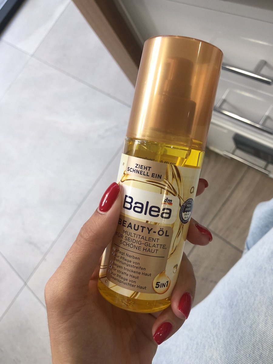 esteticnostt's tweet photo. Upropasticete me https://t.co/0IrsKbi8xx