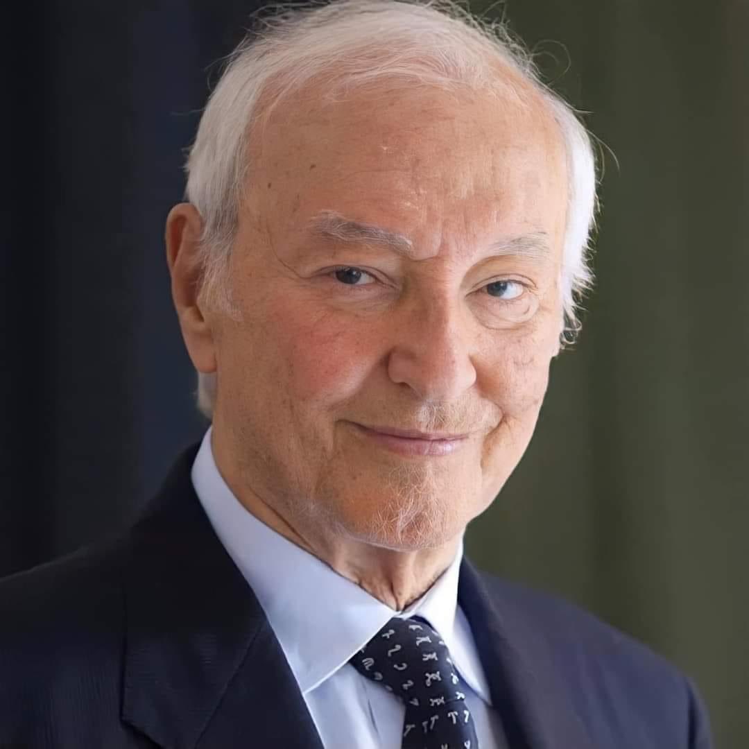 chetempochefa's tweet photo. “Cosa ce ne facciamo dei ragazzi che prendono 10, 9, 8 a scuola se non sono in grado di intervenire quando viene fatto del male ad un compagno, quando hanno delle prestazioni eccezionali ma non hanno strumenti per aiutare un loro amico e riconoscere un bisogno.

Si punta troppo sulle prestazioni e troppo poco sui sentimenti, troppo egoismo e impoverimento emotivo. Un figlio prima deve diventare un uomo inteso ‘persona con valori’. Non puntiamo solo sulle prestazioni”.

- Condividiamo queste parole, sempre attuali, di Piero Angela.