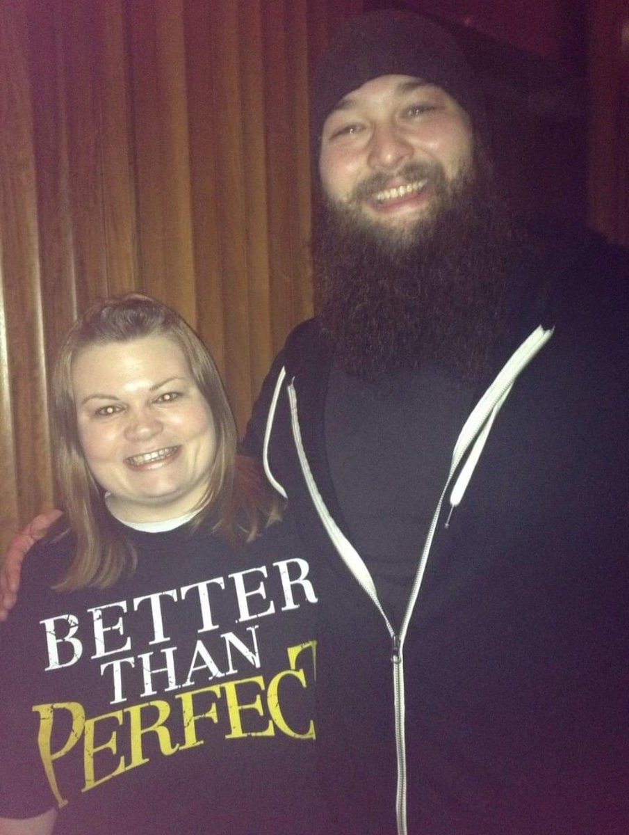 hellsbells91083's tweet photo. I will never forget the night I met him with my girls @Sandyodeeee @Rhi2703 in a bar. We was all tipsy &amp; he was so kind &amp; loved that I had my fave wrestler @JoeHennig wrestling t shirt on. I am so shocked &amp; saddened by his death! #RIPBrayWyatt https://t.co/q6ZNnR1q9R
