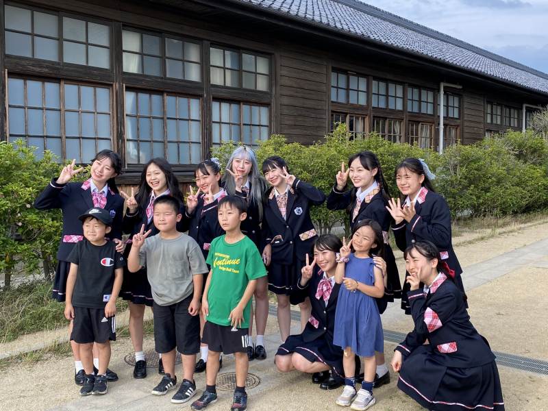 rokaru_wakayama's tweet image. Fun×Fam（ファンファン）のシングル
「吹き抜ける風とともに」が9月10日（日）に発売♬
rokaru.jp/matome/88943/
「2023年夏の高校野球選手権和歌山大会」の応援ソング⚾なのですでに聞いたことあるかも♪
#FunFam
#ファンファン
#ご当地アイドル
#和歌山のアイドル
#和歌山地域密着型アイドルグループ