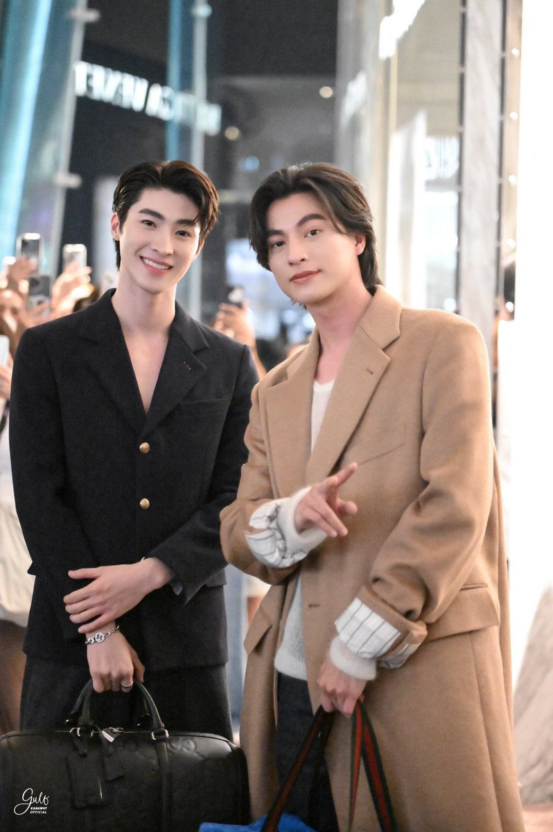 GulfKanawut Official (@gulfkanawutofc) on Twitter photo น้องกลัฟ Friend of House ของกุชชี่ พร้อมด้วยน้องบลูพามาเช็คอิน “Gucci Valigeria” คอลเล็คชั่นที่จะมาเติมเต็มประสบการณ์ของการเดินทางอย่างมีสไตล์ 🤩
#GucciValigeria
#GulfKanawut
<a href="/gulfkanawut/">gulfkanawut</a> น้องกลัฟ Friend of House ของกุชชี่ พร้อมด้วยน้องบลูพามาเช็คอิน “Gucci Valigeria” คอลเล็คชั่นที่จะมาเติมเต็มประสบการณ์ของการเดินทางอย่างมีสไตล์ 🤩
#GucciValigeria
#GulfKanawut
<a href="/gulfkanawut/">gulfkanawut</a>