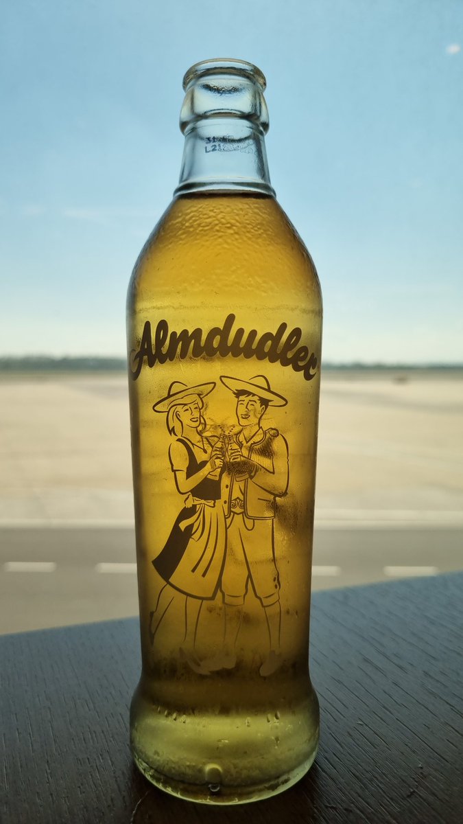 SKdanieldanko's tweet photo. funny name for a drink https://t.co/AuccVvUynL
